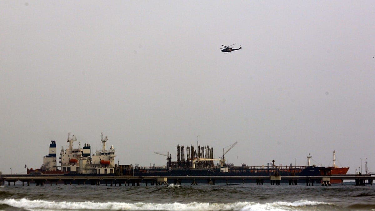 US Pirates Seize Venezuelan Oil Tanker in Brazen Act